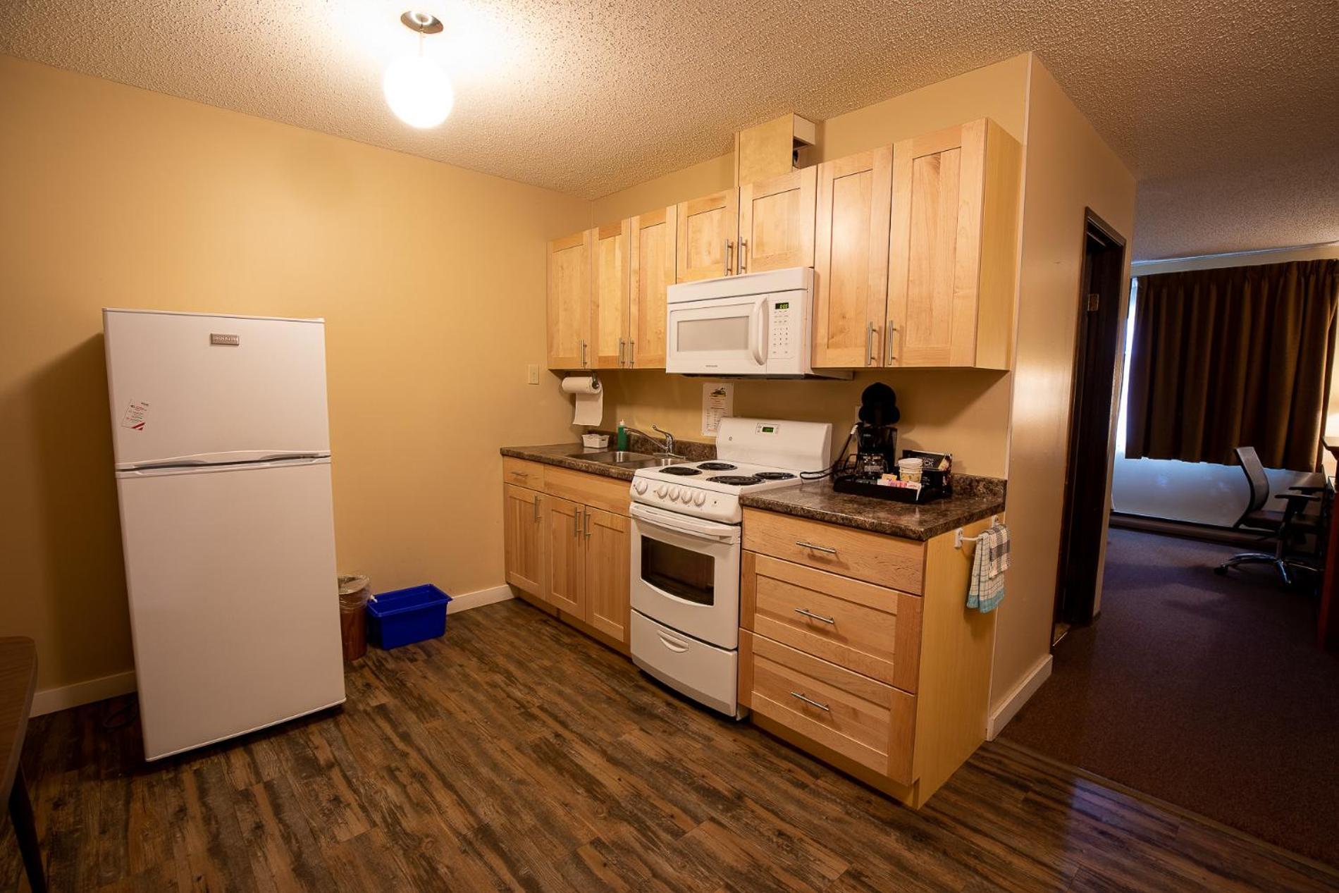 Northway Motor Inn Dease Lake Luaran gambar